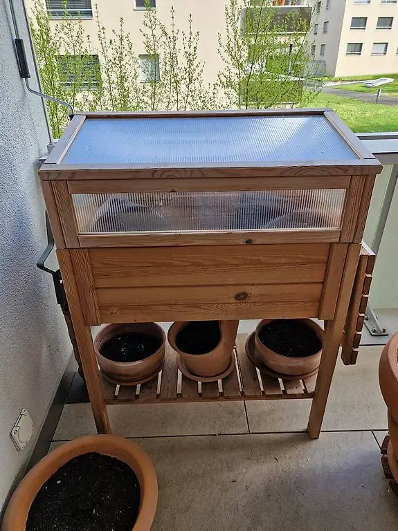 Hochbeet gratis abzuholen (26./27./29.4.)