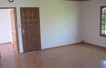 Haus in guter Lage in Obligado / Paraguay