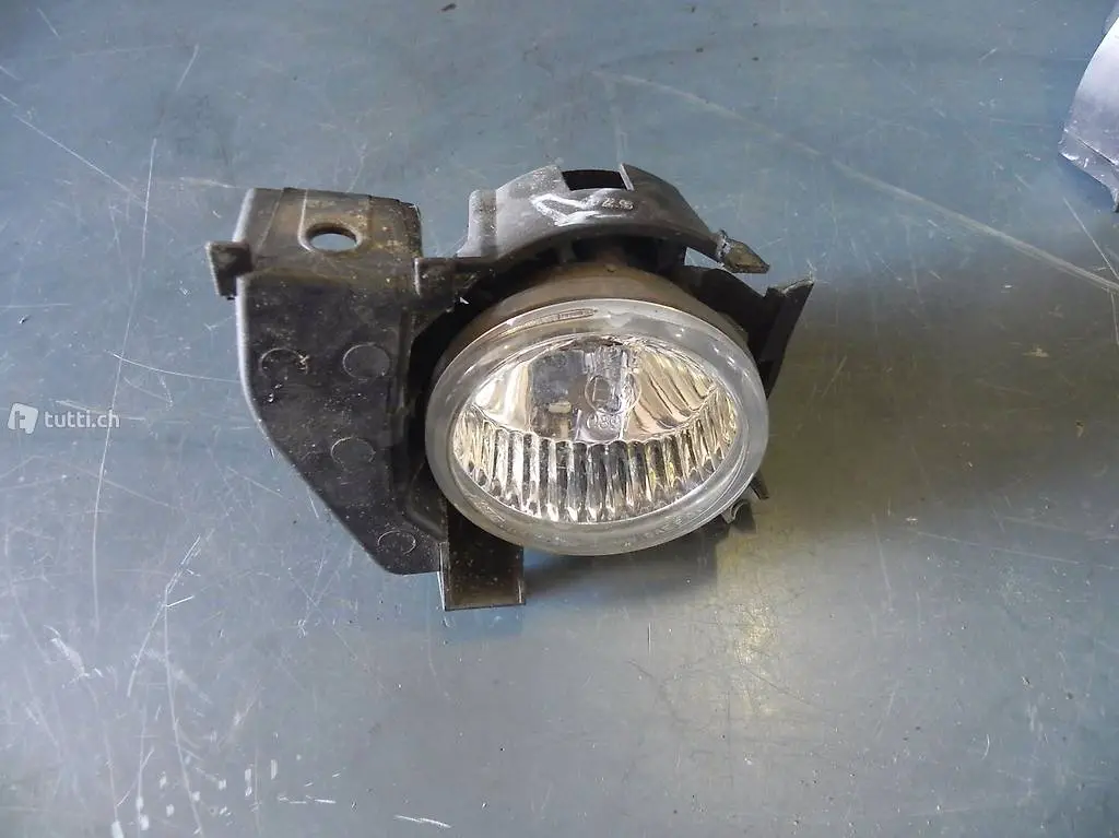  Nebellampe vorne rechts Subaru Forester 2.0X JG06