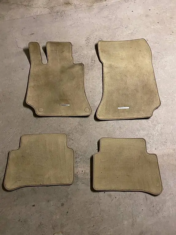 Mercedes CLS 350/500 W218 Fussmatte