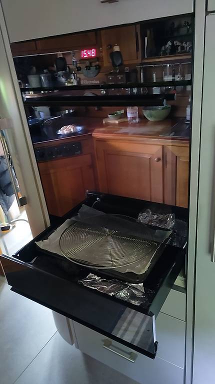 Electrolux Backofen 55cm mit Schublade
