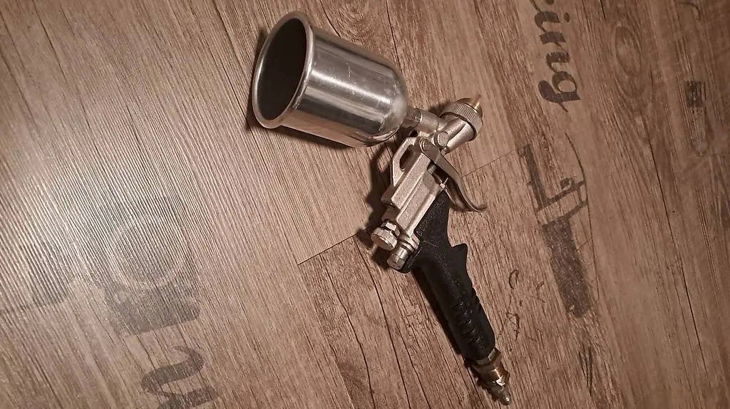 Pistolet à peinture ASTURO ES