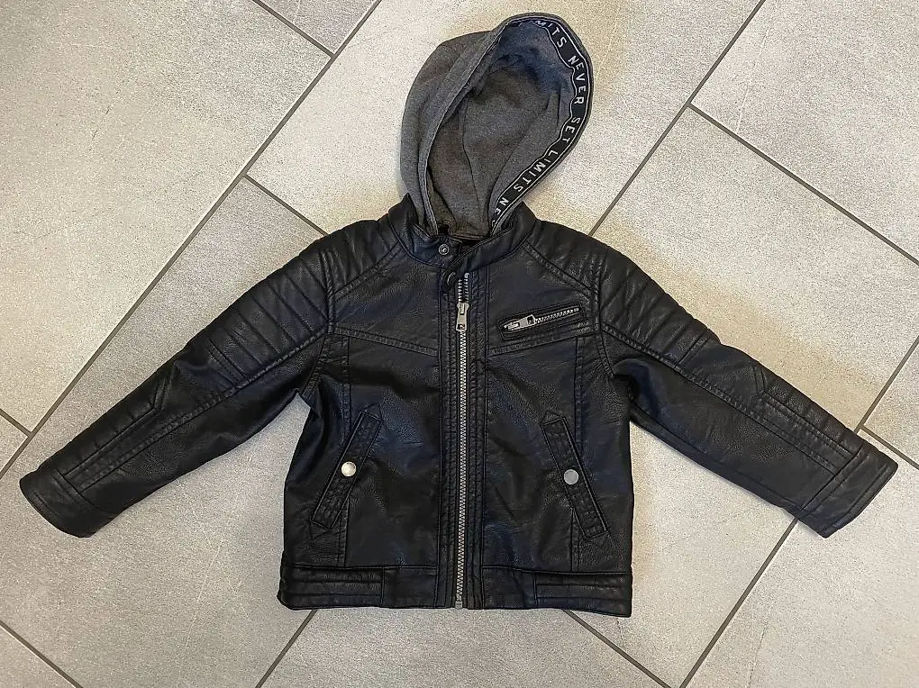 coole Jacke - Lederimitat - Kunstlederjacke 104 - wie neu