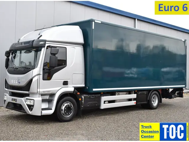 IVECO, Eurocargo 150E28 E6 AHK LBW, Kunststoffkoffer
