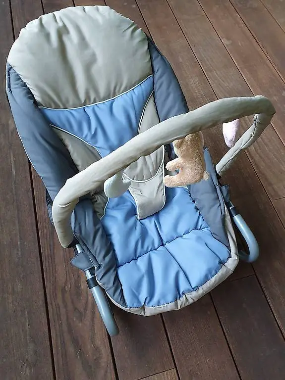 Babywippe / Babyschaukel