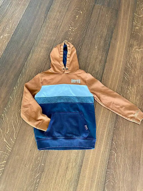 Kapuzenpullover Gr. 146/152
