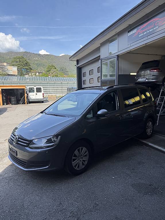 VW Sharan 2.0 4 m 7 posti
