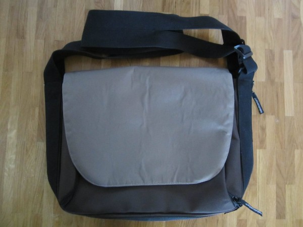  Sac à langer à bandouillère "bébéconfort" (d"occasion)