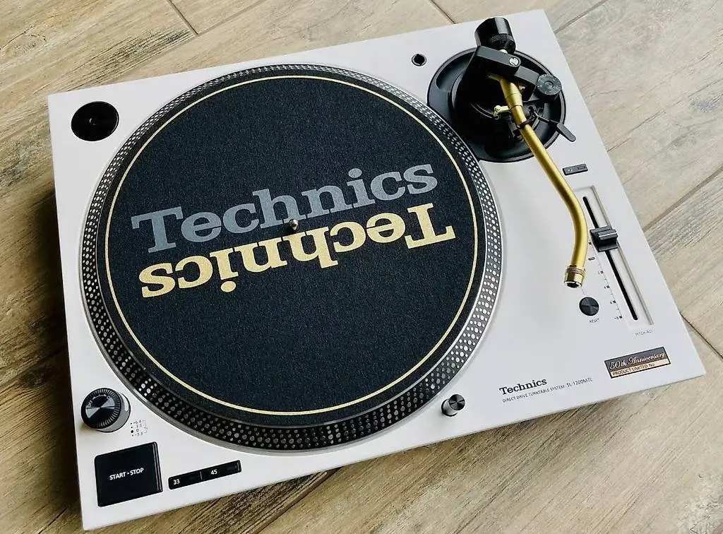 Technics SL 1200 M7L Limited LTD Plattenspieler