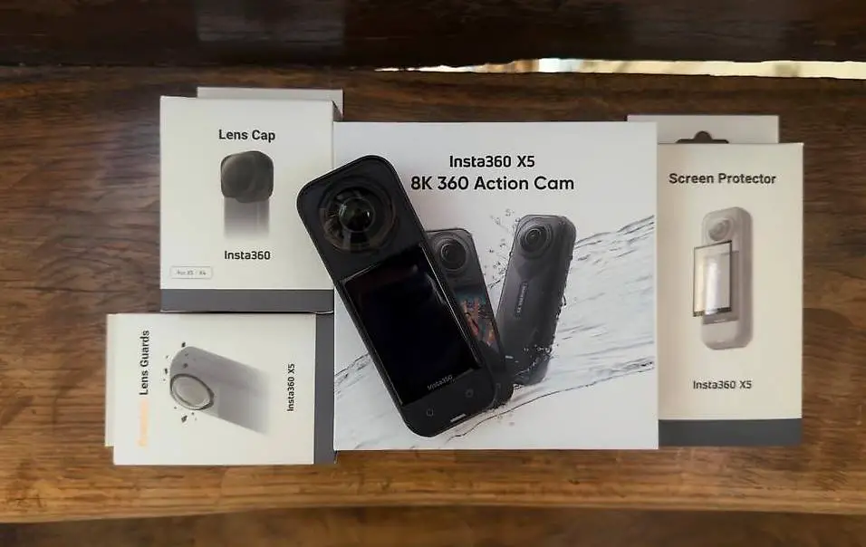 Insta360 X5, inkl. Zubehör