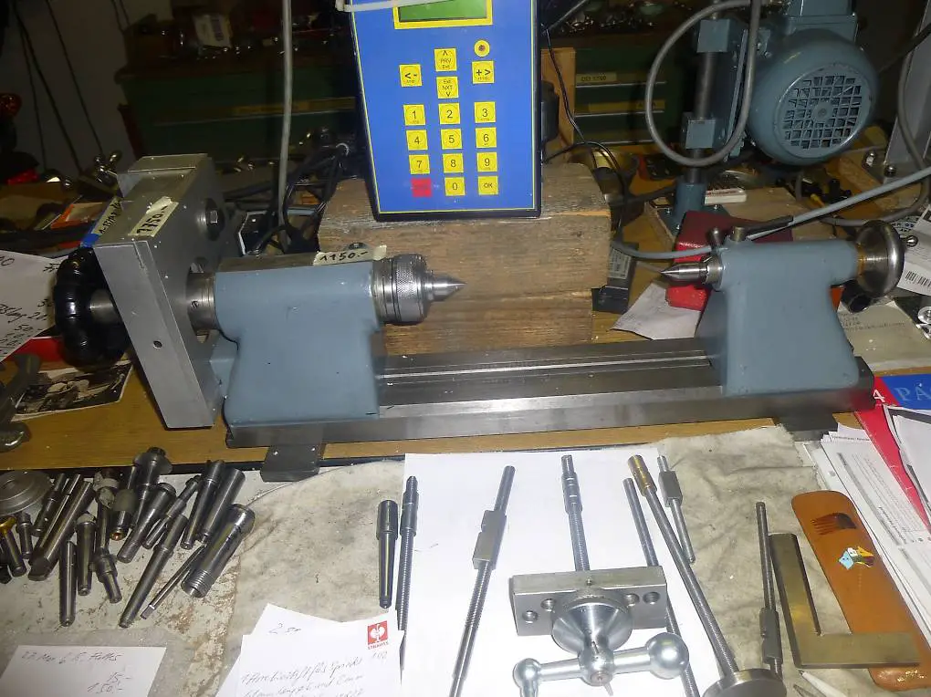 Teilapparat Elektronisch, gezeigt auf Sohle Schaublin 102 mi