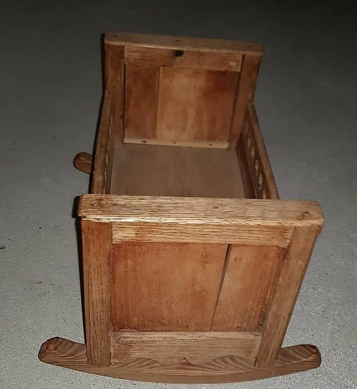 Spielwiege Wiegeli antik