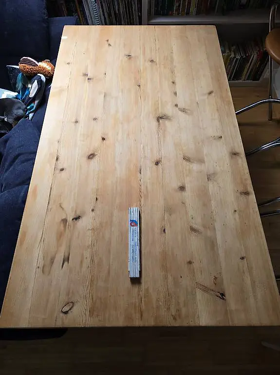 Gebrauchter Esstisch