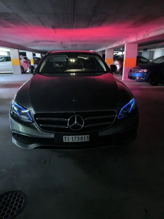 MERCEDES-BENZ E-Klasse S213 Kombi E 300 de Avantgarde