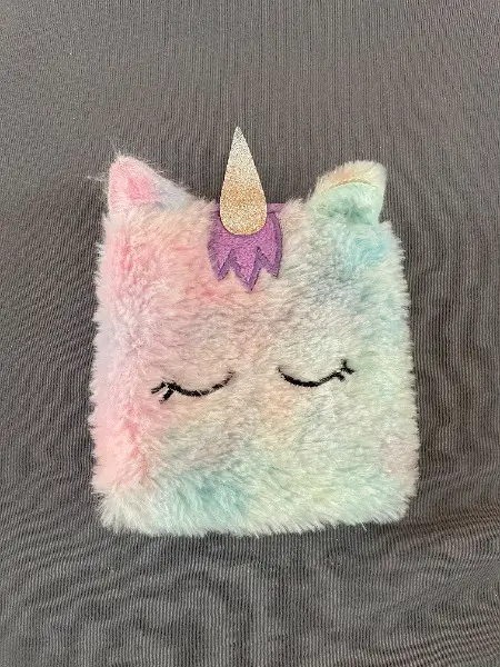 Neuwertig: Schmuckes Einhorntäschchen / Portemonnaie