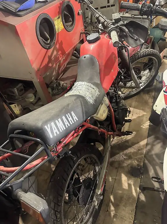 YAMAHA DT125 LC 16kw per pezzi.