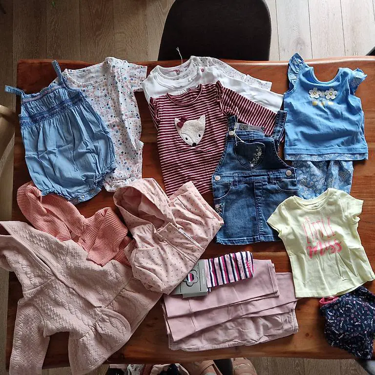 Mädchenkleider Gr 68