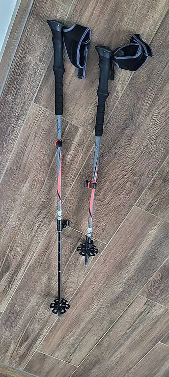 Wanderstöcke zu verkaufen