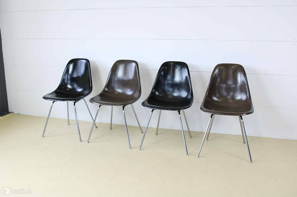  Eames Fiberglas Stühle, Hermann Miller