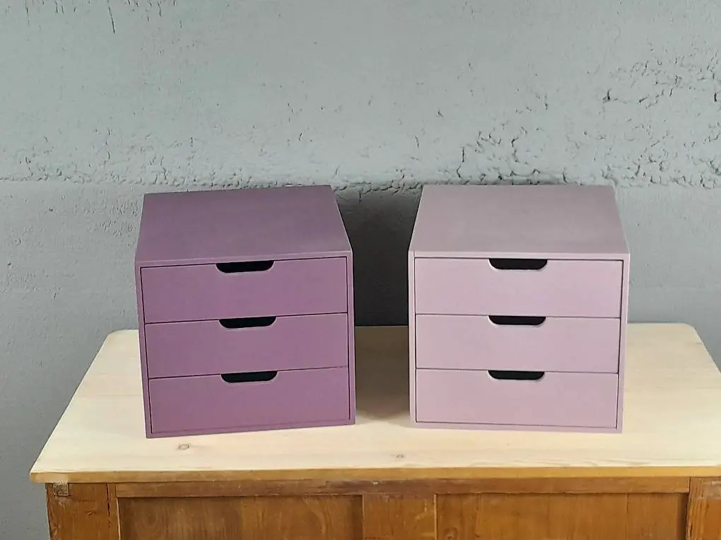 Schubladenstöcke in Kreidenfarbe, neu renoviert