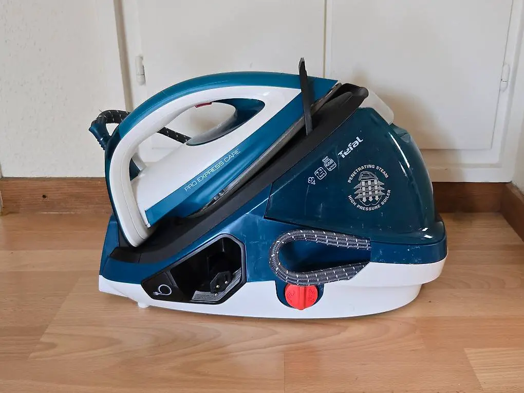 Bügeleisen - Tefal Pro Express Care GV9070 Bügelstation