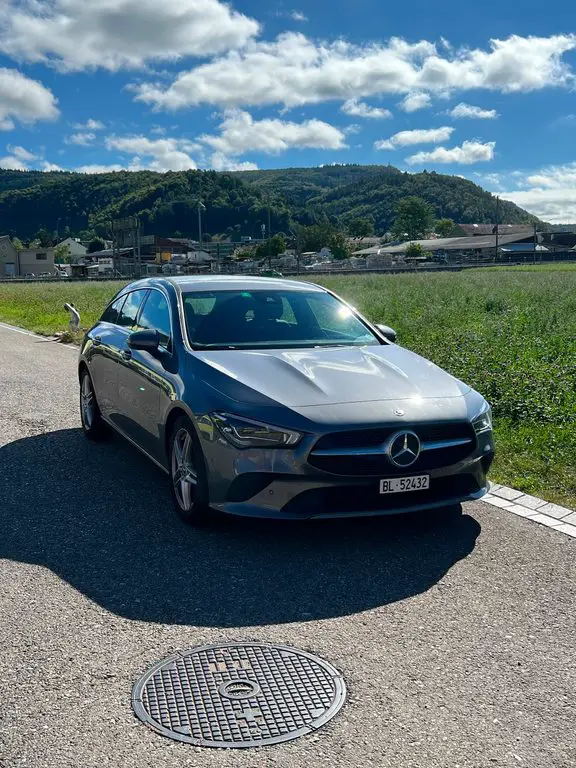mercedes-benz cla-klasse x118 shooting brake cla 200 d amg line 4matic