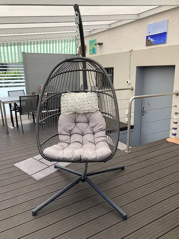 Hängesessel mit Gestell