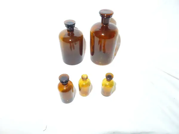 5 Apothekerflaschen medizinflaschen