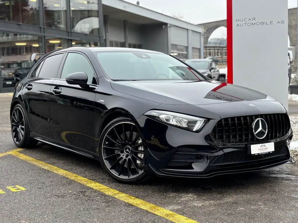 MERCEDES-BENZ A 35 AMG 4Matic mit AMG Aerodymanikpaket