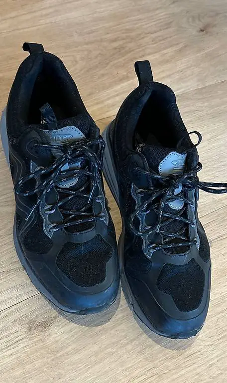 MBT Schuhe Tevo wasserdicht Gr. 42.5