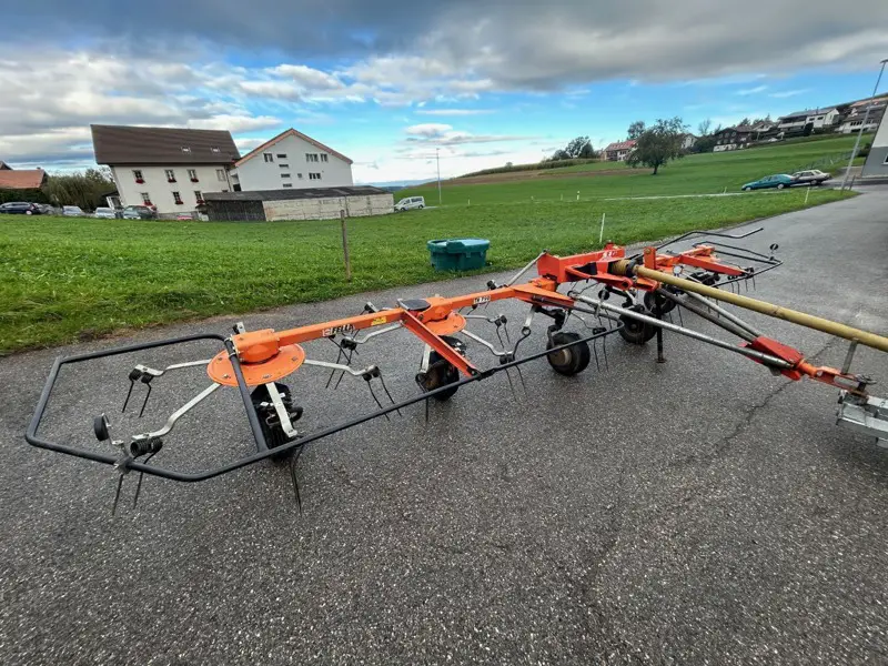 fella - pirouette - th 790