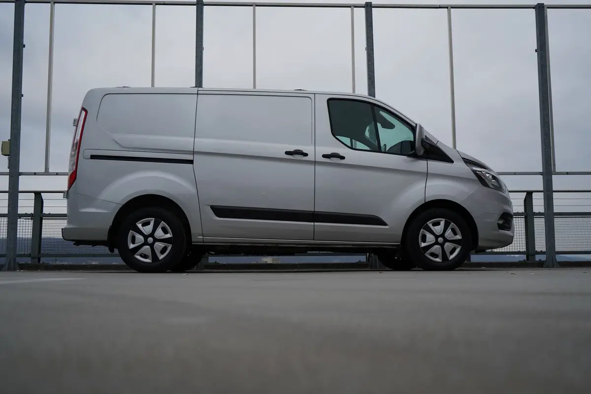 ford transit custom van 1.0 eco boost 340 l1h1 trend phev l 126 p