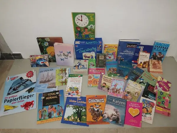 Diverses, Bücher, Basteln, Rätsel, Fotoalben für die Familie