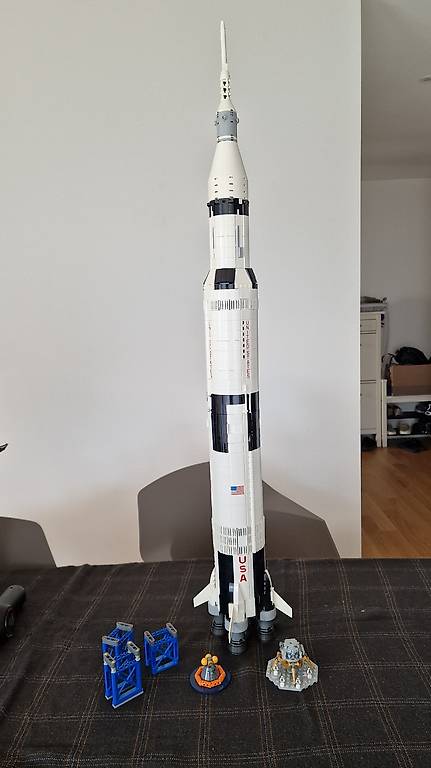 Lego Saturn V NASA Apollo