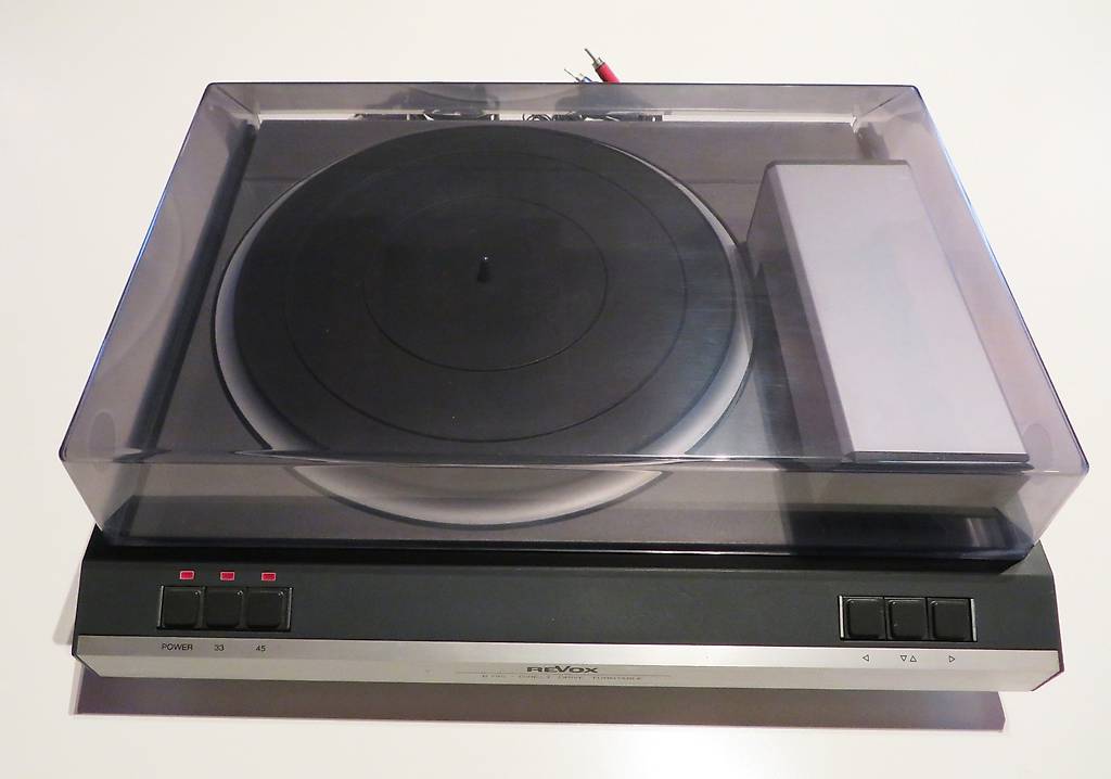 Revox B795 Plattenspieler, super Zustand, 6 Monate Garantie