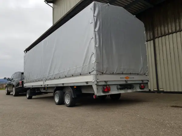 Drehschemelanhänger / Blachenanhänger (6.2 Meter) ab MFK