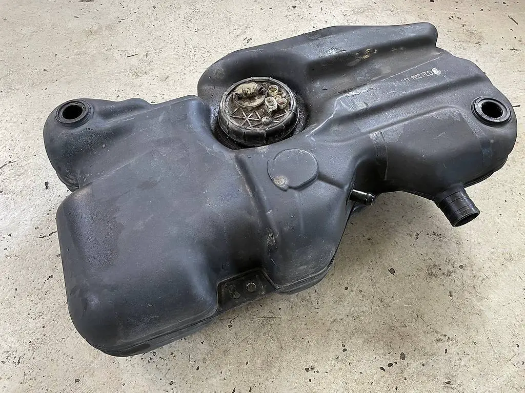 Fiat Panda 141 - Benzintank