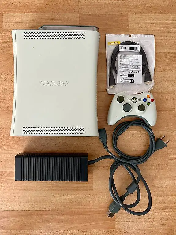 Xbox 360, 20 Gb, 1 joystick, Hexic HD, Trials Evolution