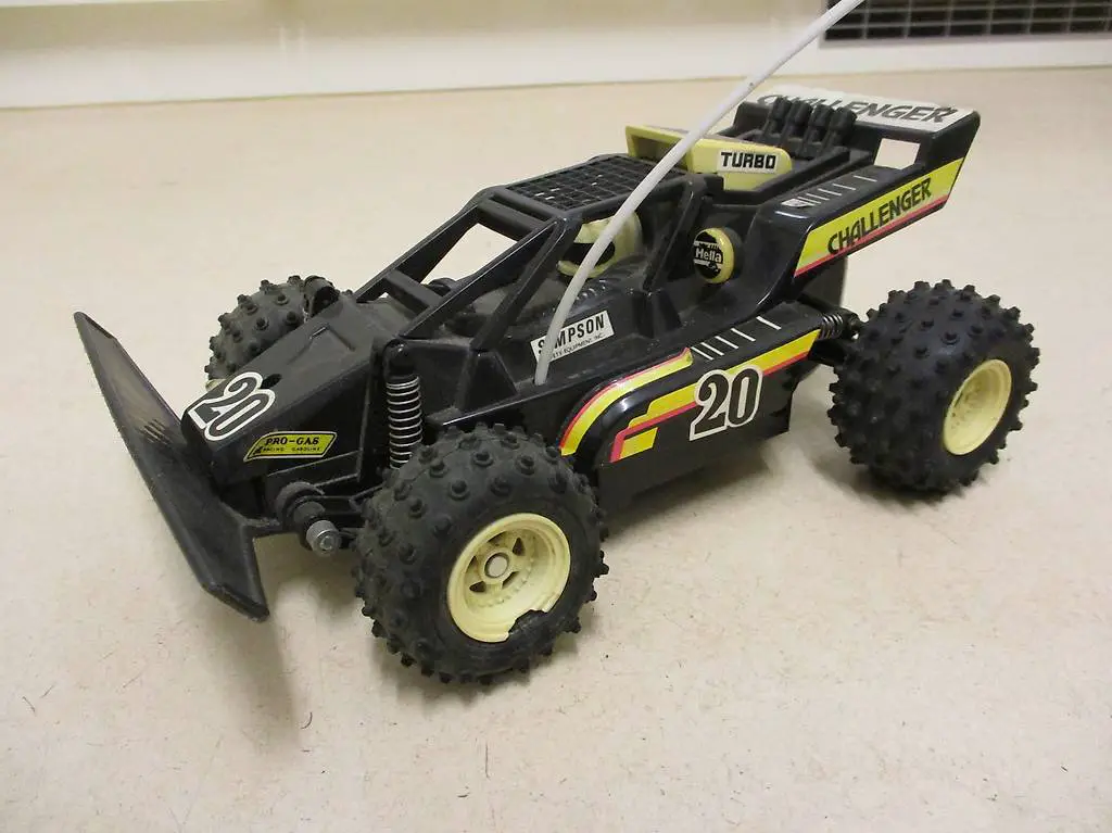 RC-Auto Turbo Challenger ca. 1:16