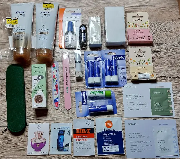 Grosses Kosmetik Set, Nagelpflege, Lippenpflege, Shampoo