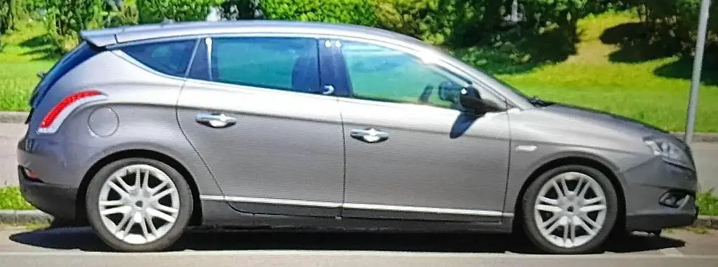 Lancia Delta 1.9 Diesel Multijat Twinturbo