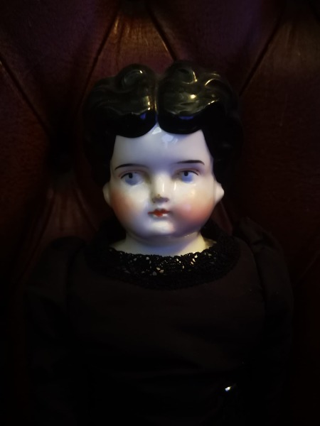  Hertwig Porzellanpuppe