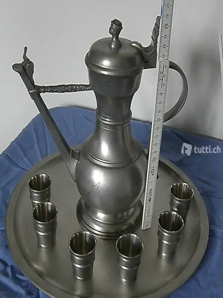 Zinnkrug mit Becher und Teller 248