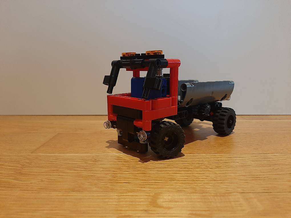 Lego Technic Absetzkipper (7-14 J.)