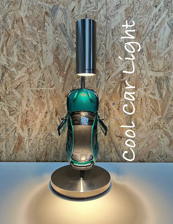 Designer Lampe mit Modellauto 1:18 Alfa Romeo gta M