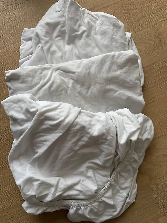 Fixleintücher weiss für Babymatratze