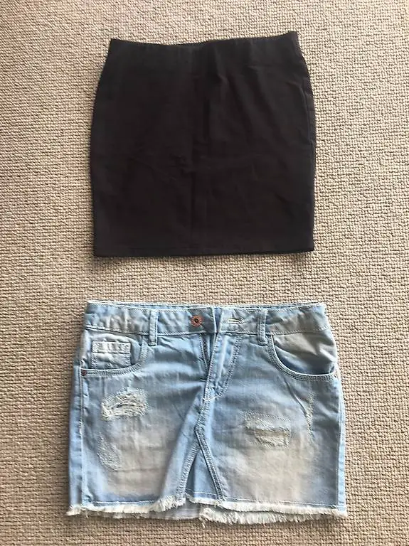 Miniröcke, Jeansrock blau, Stretchrock schwarz Gr140