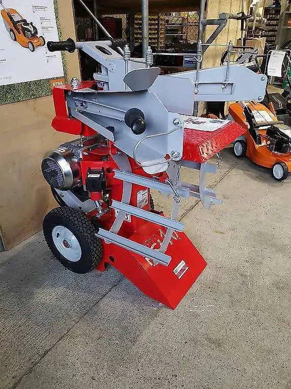 Kurzholzspalter 10 tonnen Lancman