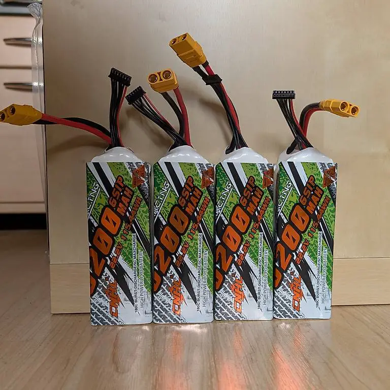 CNHL 6s 5200mAh 90C Lipo XT90 (4stk)