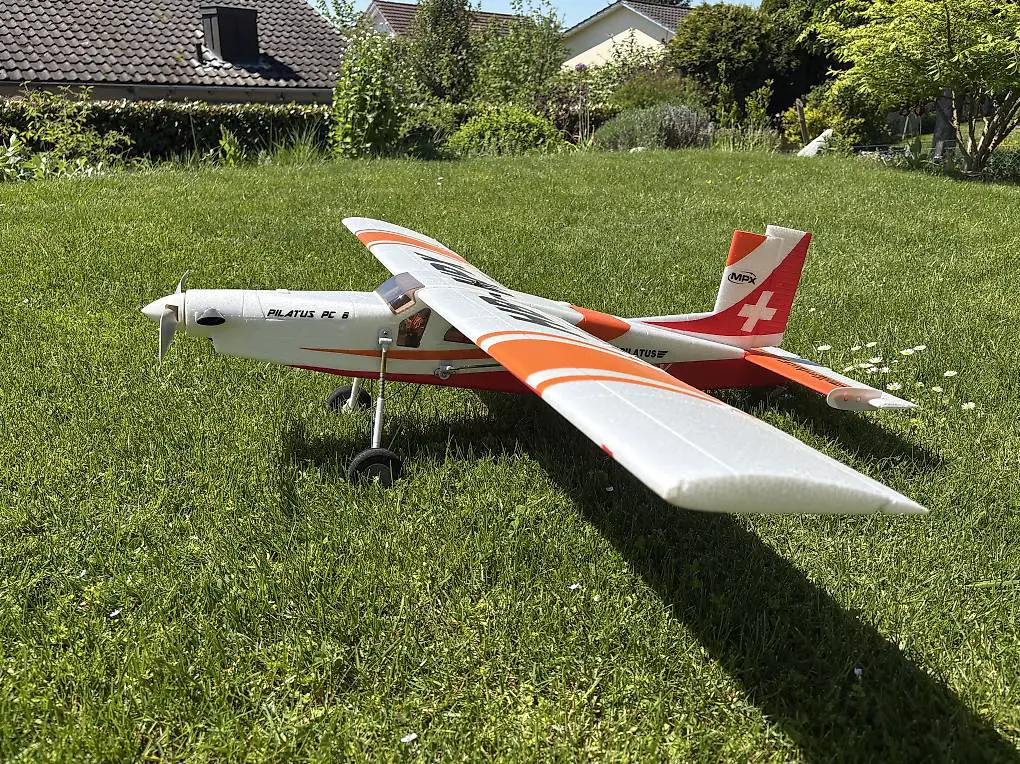 Multiplex Pilatus PC-6 264291 rot